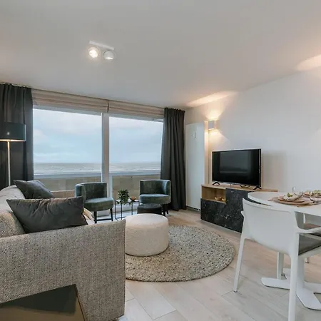 Modern 1 Bedroom With Sea View Apartment *